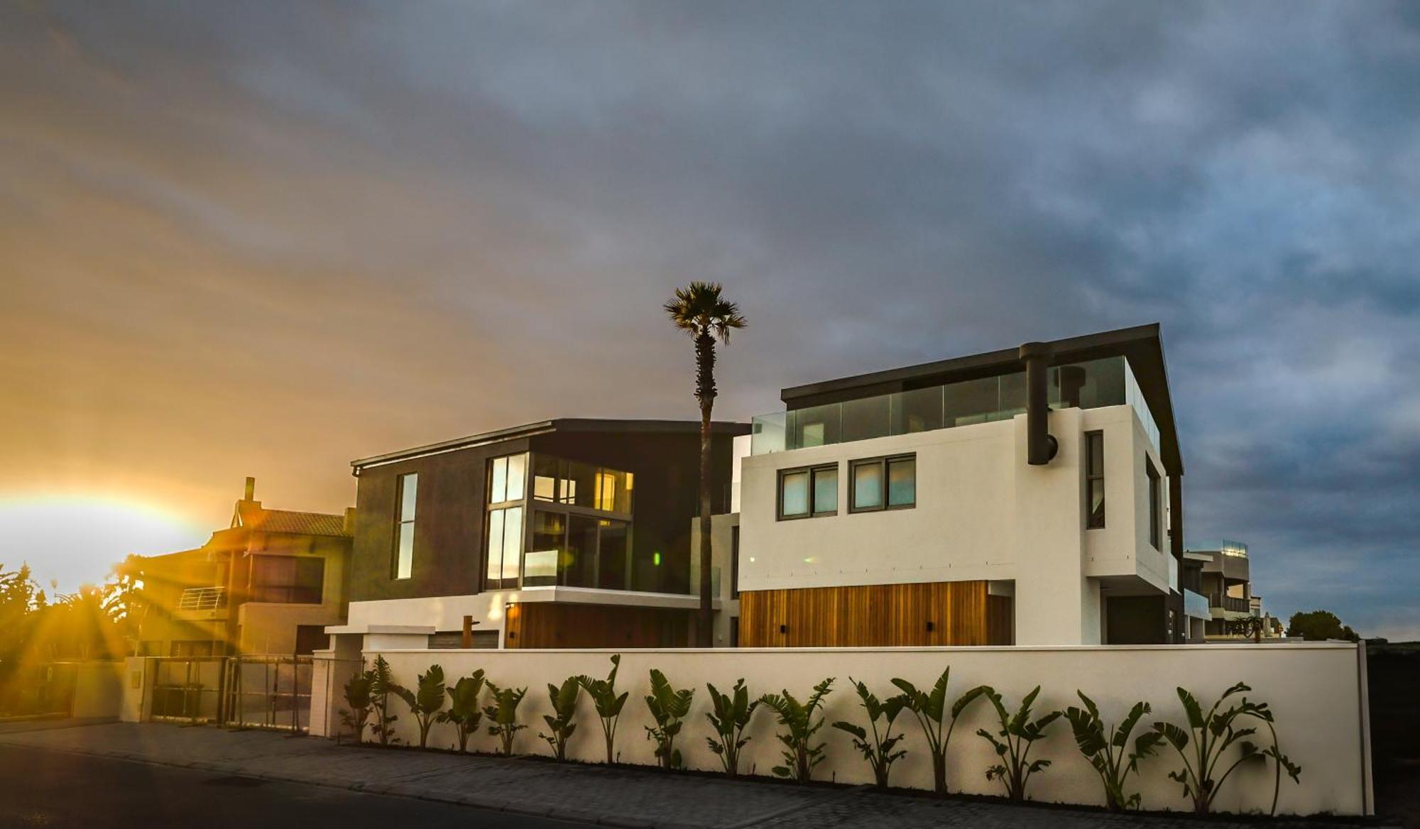 Ocean 9 - Sunset Beachfront Residency Kapstadt Exterior foto