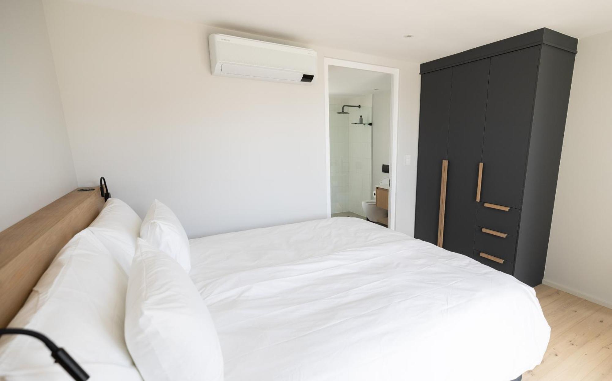 Ocean 9 - Sunset Beachfront Residency Kapstadt Exterior foto