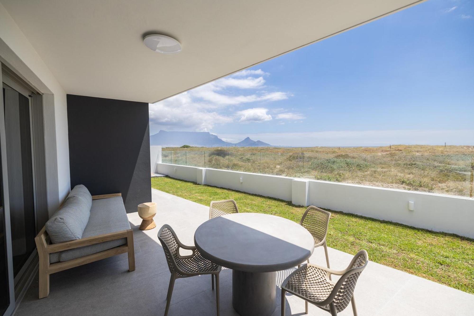 Ocean 9 - Sunset Beachfront Residency Kapstadt Exterior foto