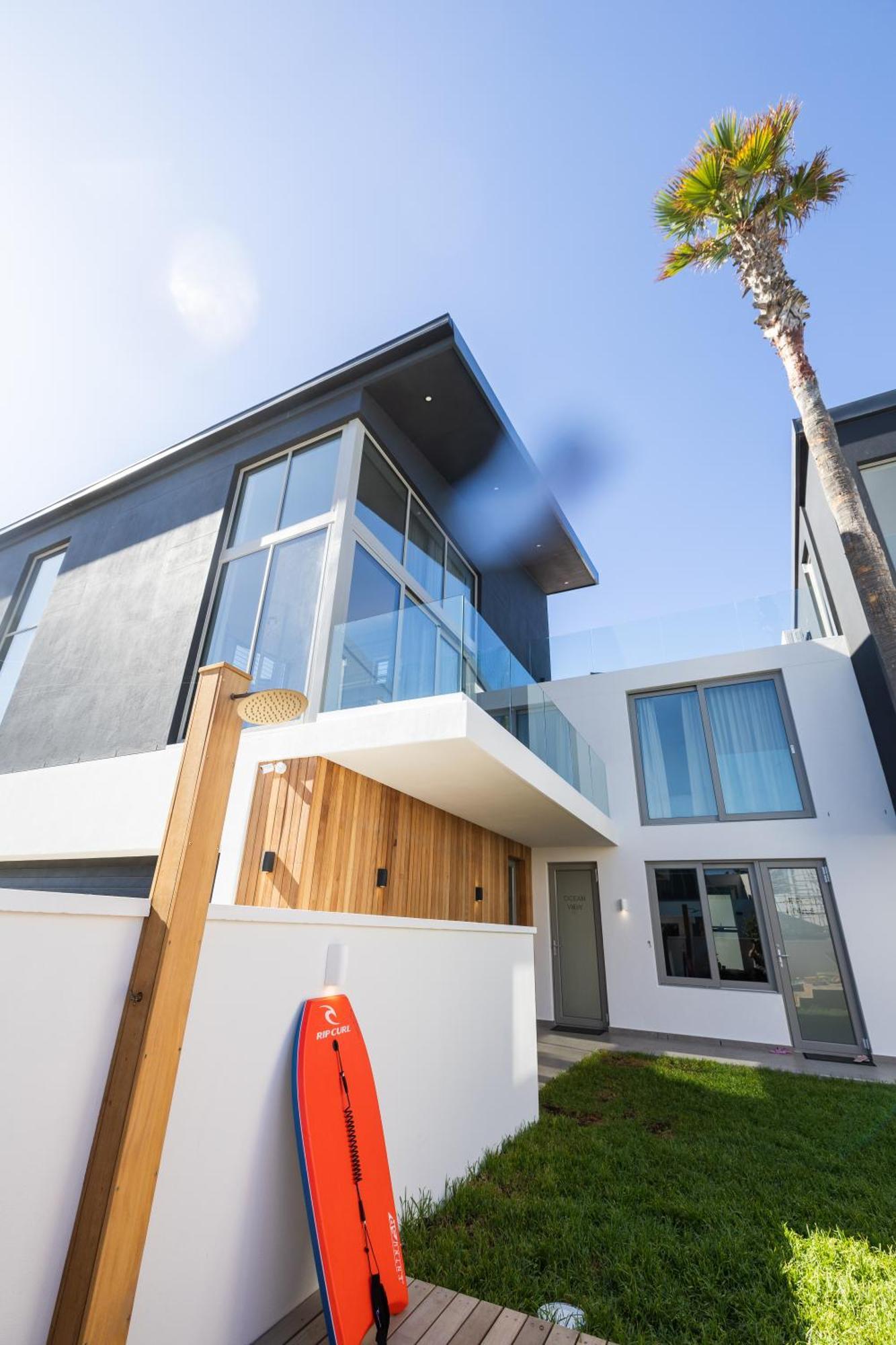 Ocean 9 - Sunset Beachfront Residency Kapstadt Exterior foto